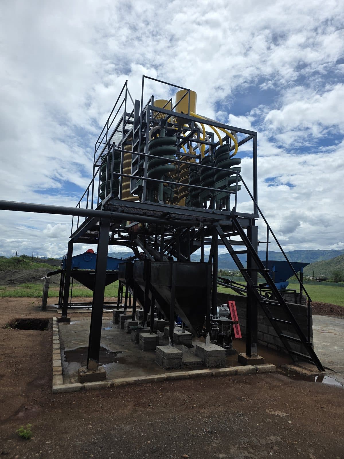 The spiral support structure assembled on site, with feed bins and access platforms in place