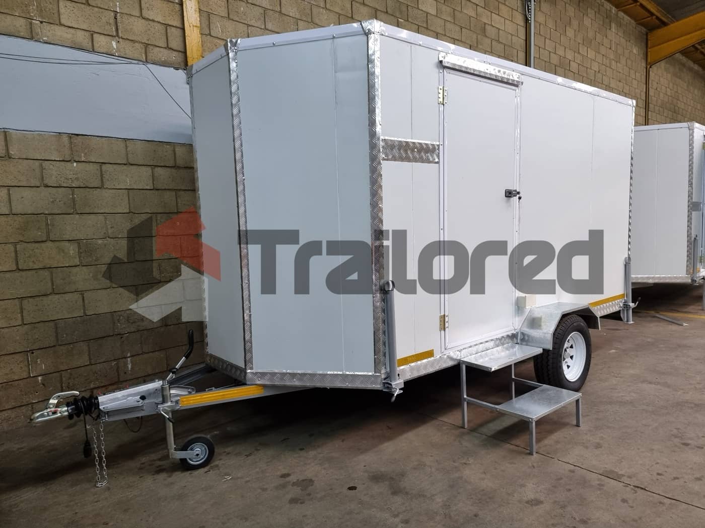 Mobile clinic trailer exterior perspective