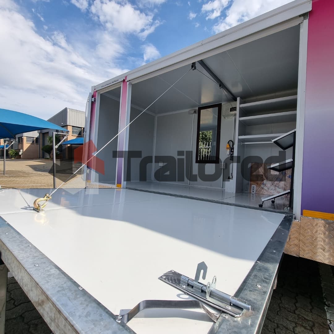 Mobile stage trailer ramp detail