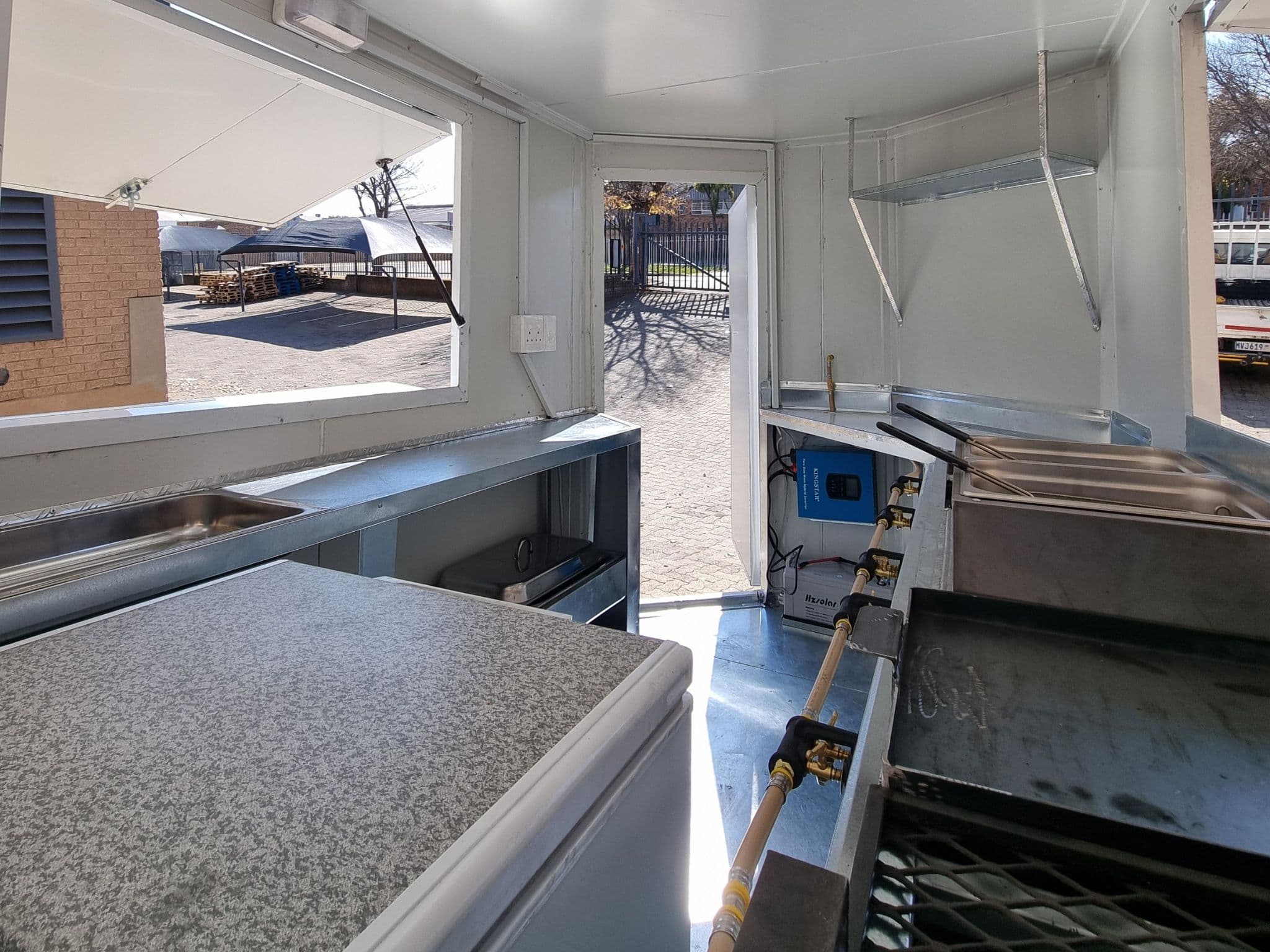 Chingali trailer cooking line