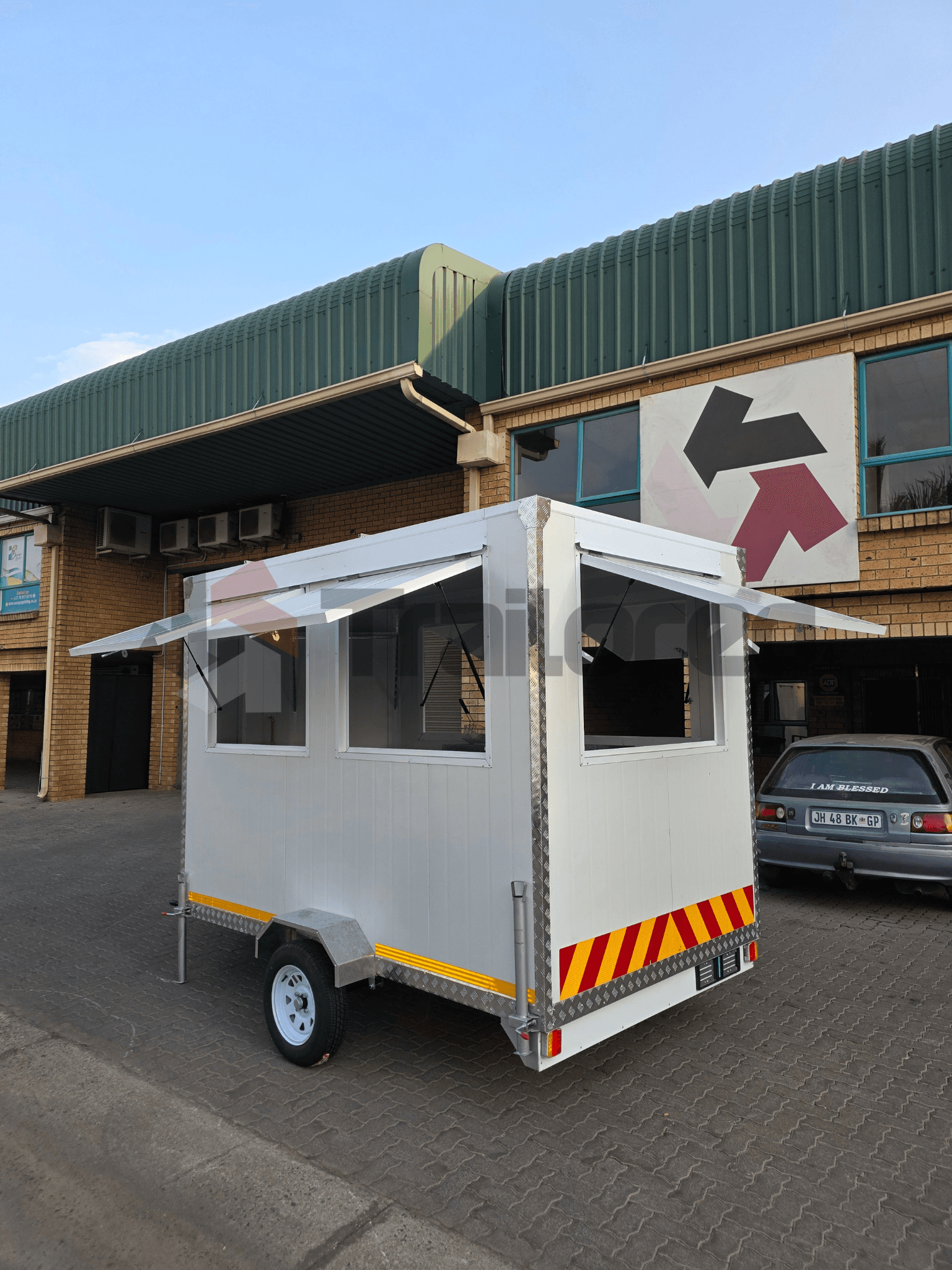 Kangala trailer interior overview