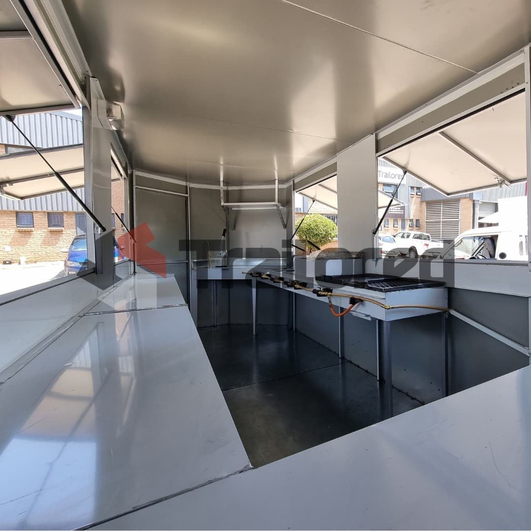 Luci trailer rear angle