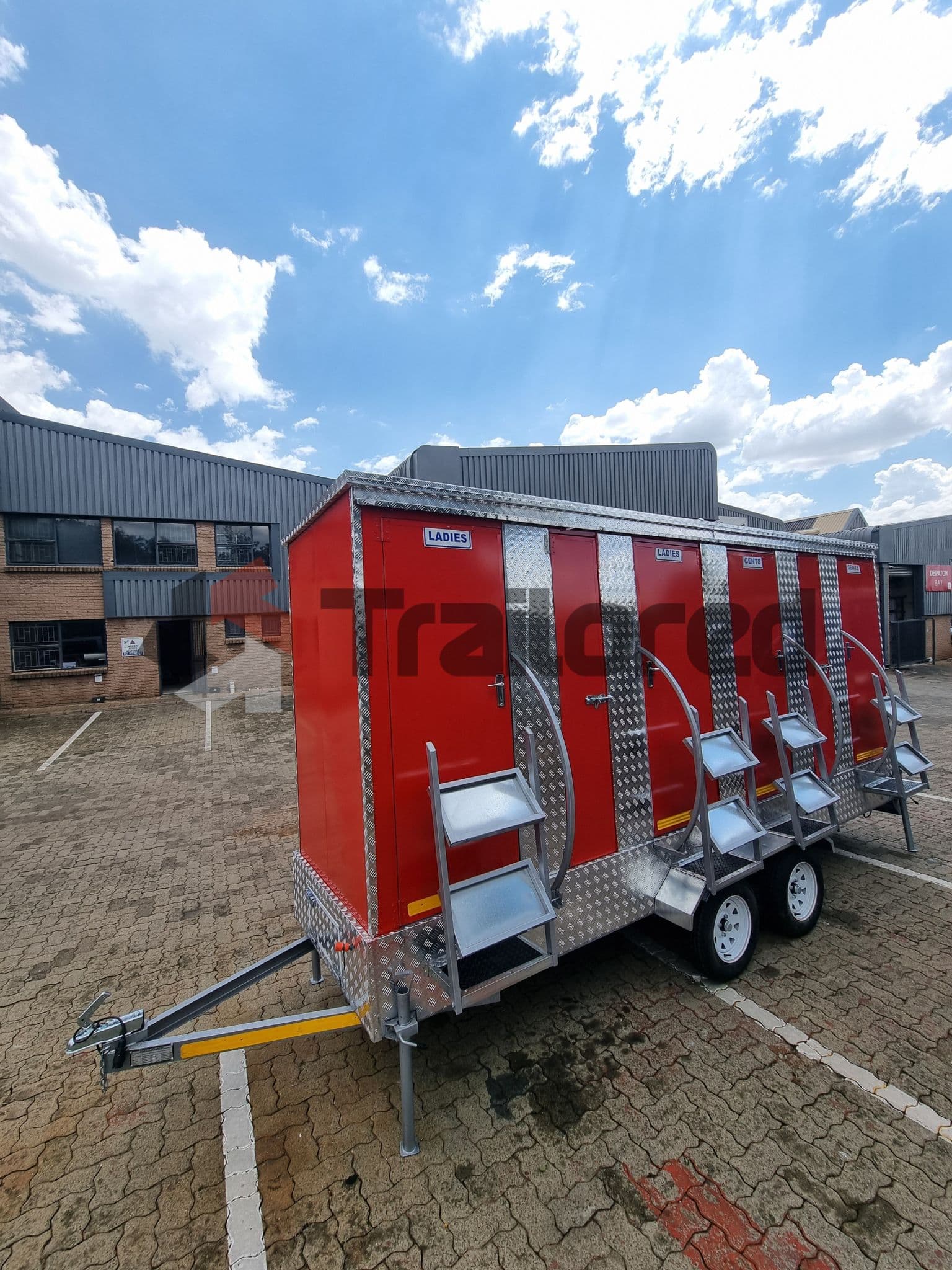 Four-stall VIP toilet trailer, exterior view 1